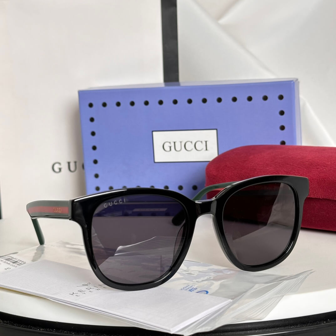 Fashion sunglasses