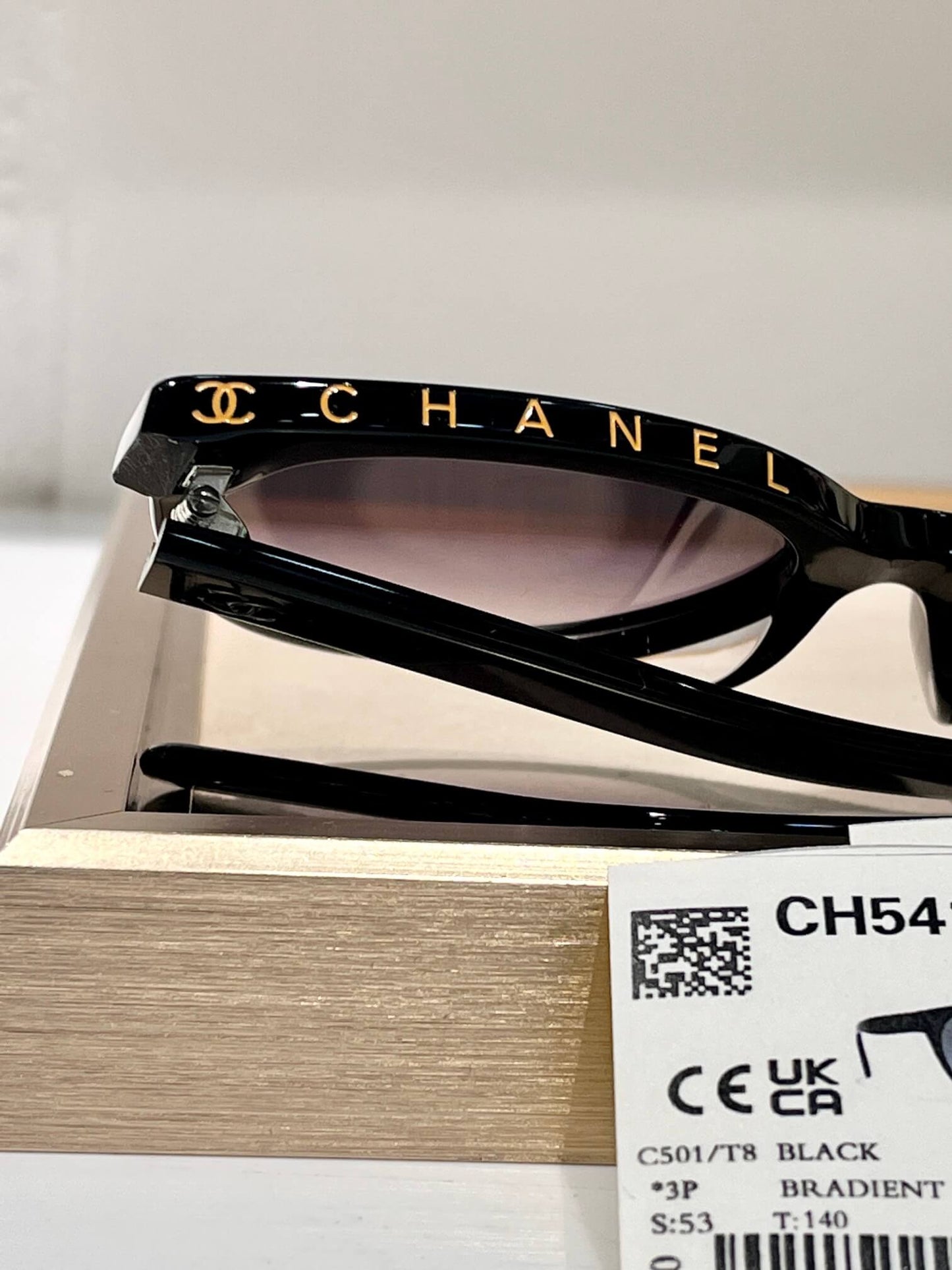 BUTTERFLY SUNGLASSES