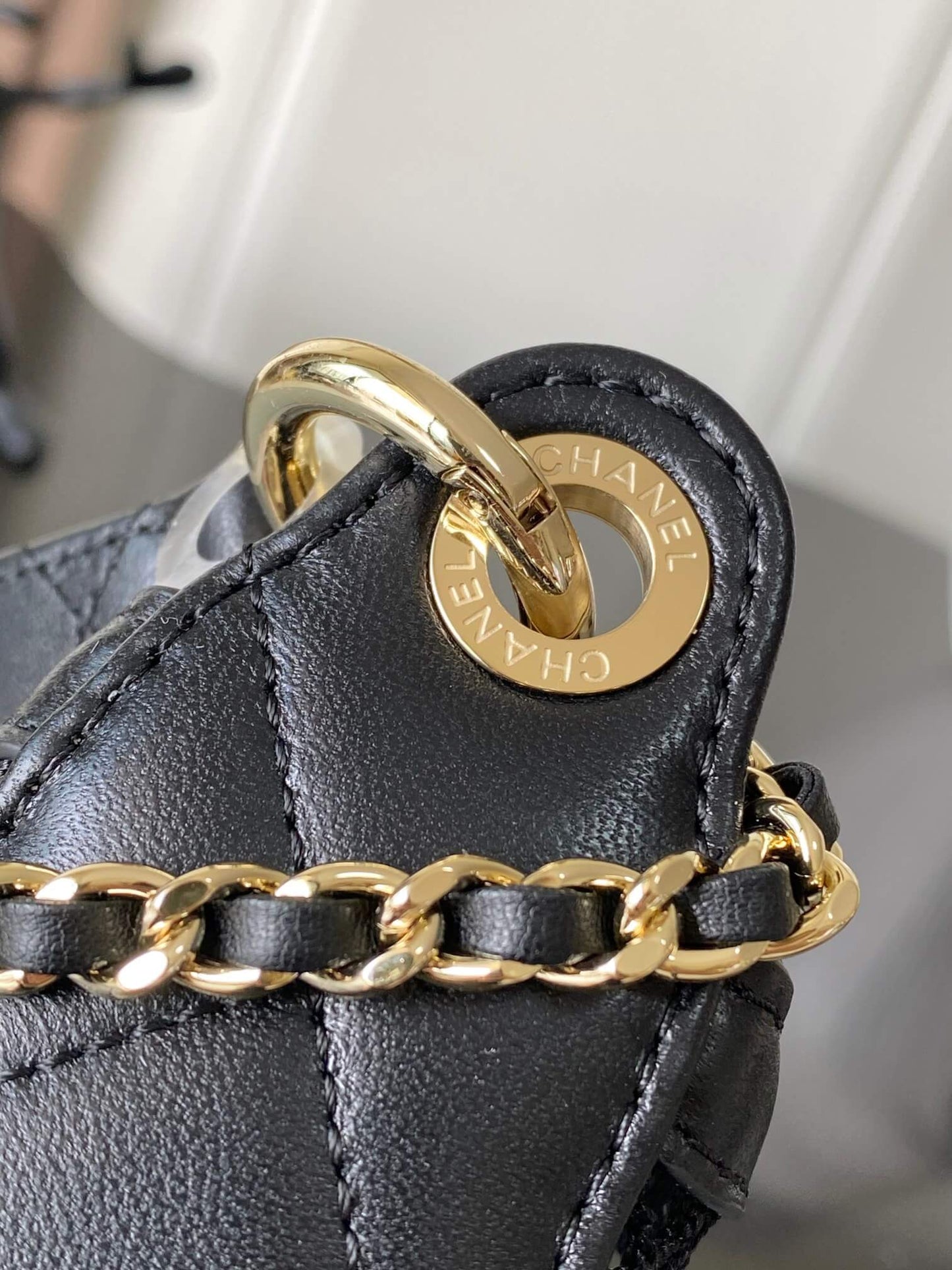 Half-moon knitted shoulder bag – Limited Edition